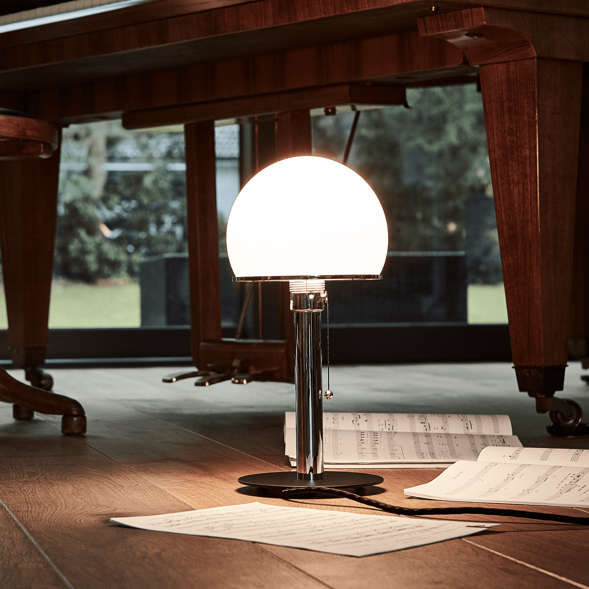 ヴィルヘルム・ヴァーゲンフェルト テーブルランプ WA 23 S | 1＋1無料